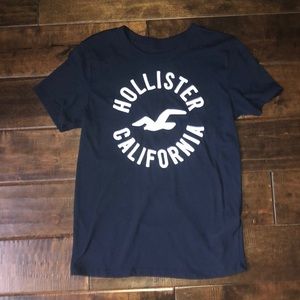 WOMENS XS HOLLISTER T-SHIRT (NEVER WORN)